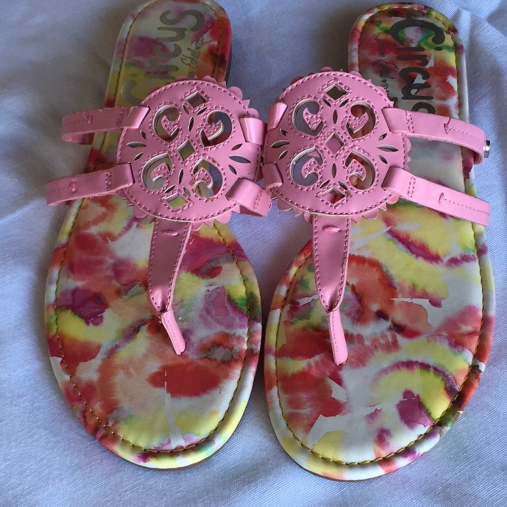 NWOB circus Pink Thong Sandals - Picture 2 of 5